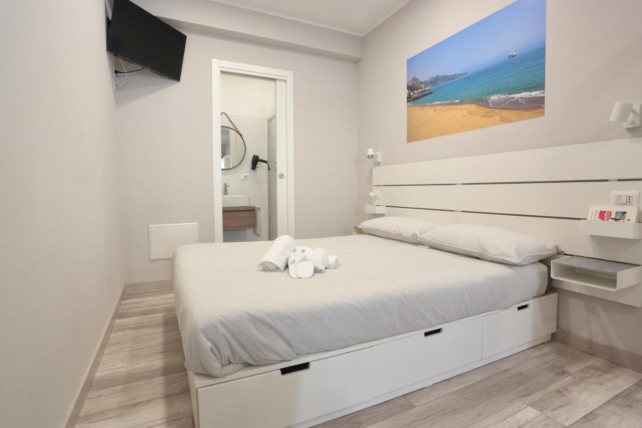 Ag Luxury Rooms 贾迪尼-纳克索斯 外观 照片